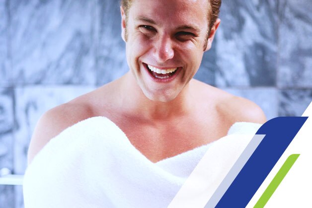 Homem com higiene corporal