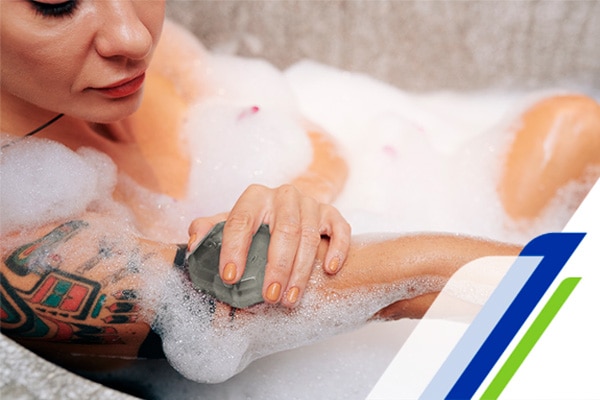 Tatuagem colorida: 4 dicas para cuidar da cor e do brilho! Tatuagem colorida: 4 dicas para cuidar da cor e do brilho!